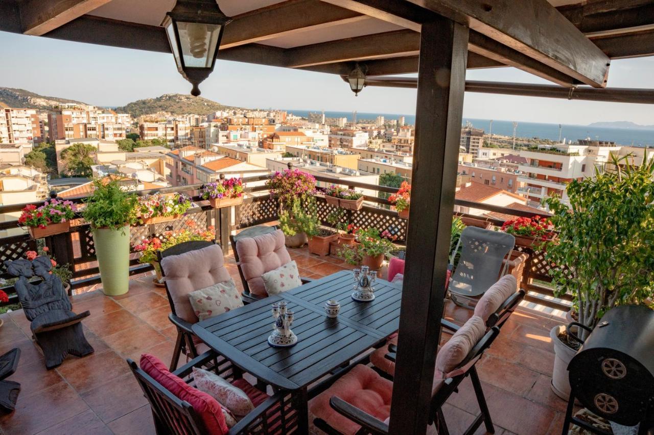 فيلا Prestigioso Attico Panoramico كالياري المظهر الخارجي الصورة